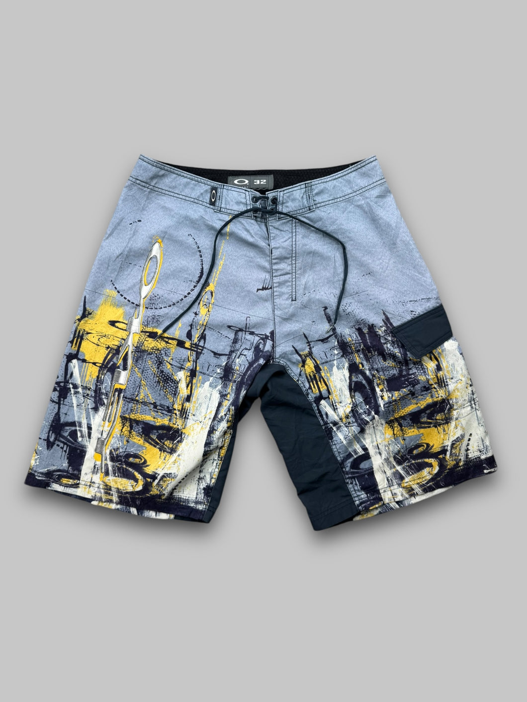 Oakley 2000s Shorts (L)